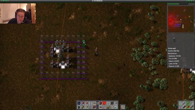 Let's Play Factorio #18 Under Attack смотреть онлайн
