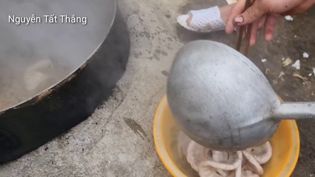 Bác Quẩy Làm Cơm Lợn Tết 90kg Món Ngon Nhức Nách Lũng Cáng. Nguyễn Tất Thắng