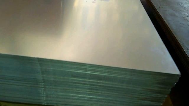 Лист оцинкованный 0,4х1000х2000 мм TONMET HOLDING смотреть онлайн