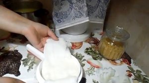 СЫР ИЗ МОЛОКА,СМЕТАНЫ И ЛИМОННОГО СОКА