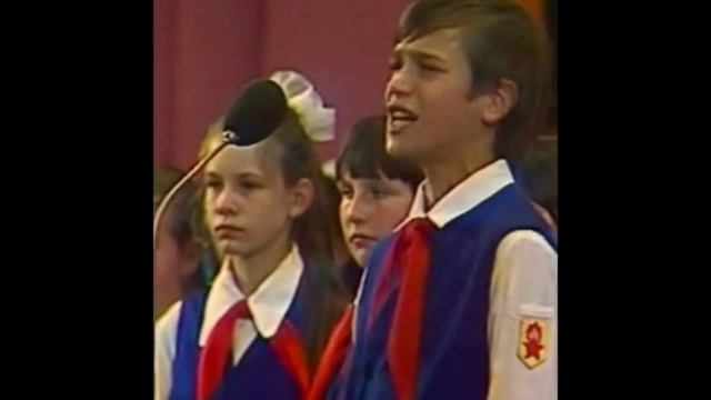 Серёжа Парамонов / Наша вожатая / Красный галстук / БДХ смотреть онлайн