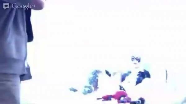 SCG Black Cat and Gwen Stacy Pillow Fight