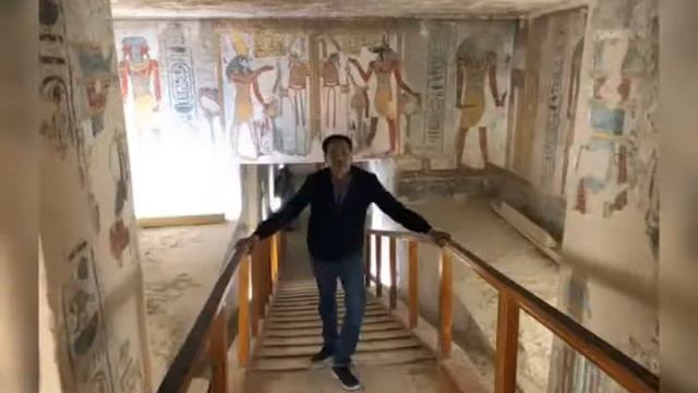 Гид мусбах не только говорит по-русски, ещё и по-китайски смотреть онлайн