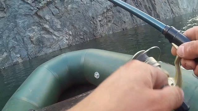 Бомбарда рулит,ловля красноперки +1000 подписчиков смотреть онлайн