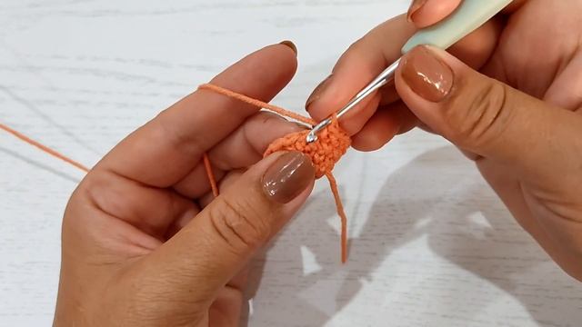 ТИГРЁНОК "ЖЕНЬКА" крючком/KNITTED TIGER CUB/TIGRE DE PUNTO смотреть онлайн
