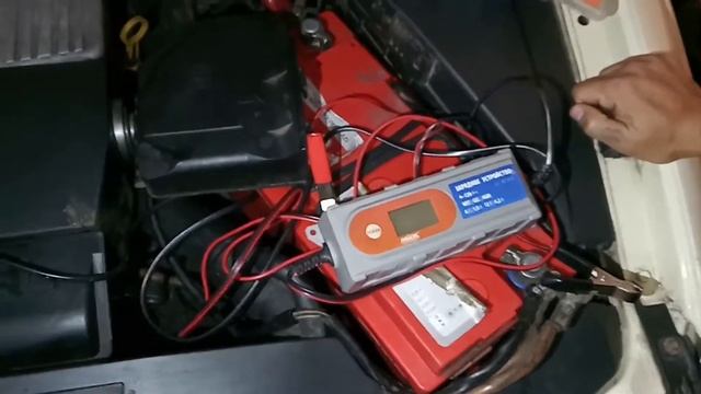 Зарядное устройство для автомобильного аккумулятора Miol 82-014 смотреть онлайн