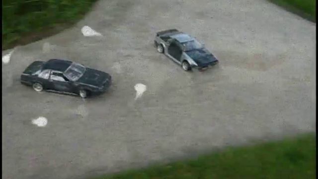 RC Drift Toyota Ae86 vs Nissan S12 Drift Fighter I смотреть онлайн