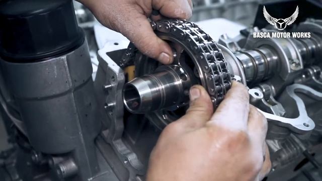 Mercedes Benz V12 Engine rebuild. смотреть онлайн