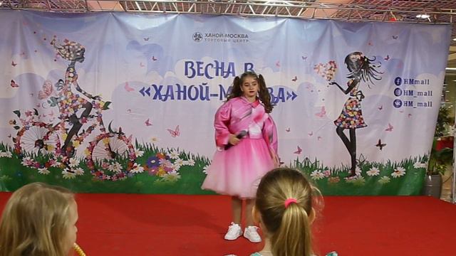 Коржиновская Арина (ученица вокальной школы Марины Корвин ), 9 мая 2024, ТЦ _Ханой_