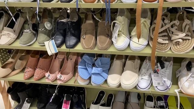 Обзор магазина FAMILIA. Неожиданные находки: Zara, Massimo Dutti, Marni, By Far, New Balance.