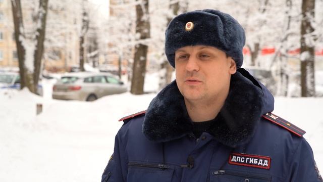 "Специалиста по борьбе с тишиной" задержали сотрудники ГИБДД в Череповце смотреть онлайн