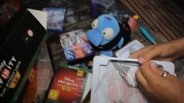 Uffruppe #170 mit Wet-T-Shirt: Das "Star Wars Disney Infinity 3.0"-Starter-Set смотреть онлайн