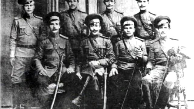 Петр Налич По горам карпатским.avi смотреть онлайн