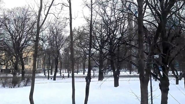 Вид на Александровский парк с грота смотреть онлайн