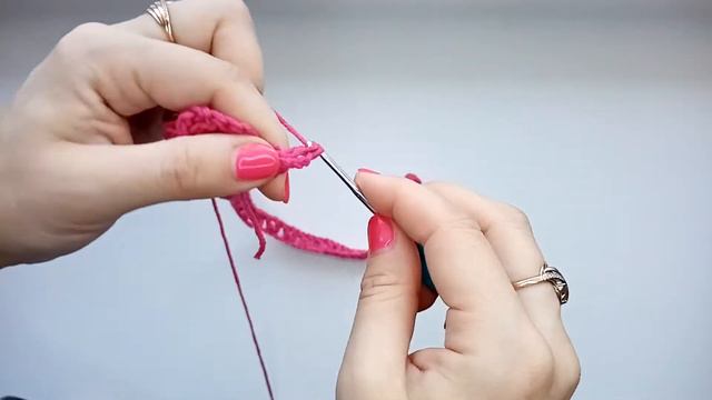 САМАЯ ПРОСТАЯ РОЗА КРЮЧКОМ /Вязаный цветок / ВЯЗАНЫЙ АКССЕСУАР / Вязаные идеи крючком / ЦВЕТОЧЕК смотреть онлайн