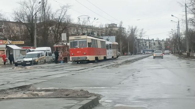 Трамвай Техпомощь АВ-3 и сломанный вагон Tatra T3 5680 смотреть онлайн