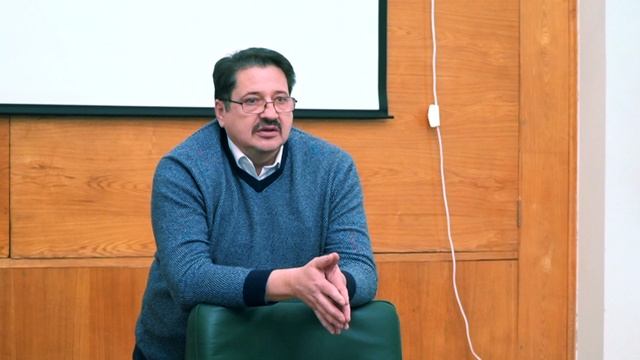 Огневка. Геннадий Семыкин о настойке восковой моли.