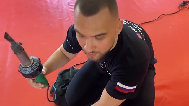 Сварка борцовского ковра при разрыве шва. смотреть онлайн