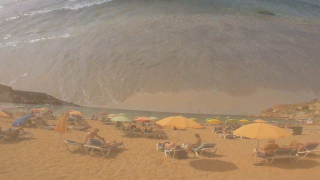 【4K】We went to Two Best Sandy Beaches of MALTA in a day | Golden Bay | Mellieha Bay | Travel Vlog смотреть онлайн