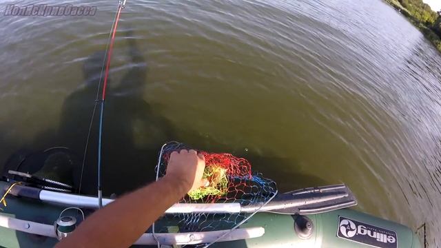 Рыбалка с лодки на кормушку и мормышку. смотреть онлайн