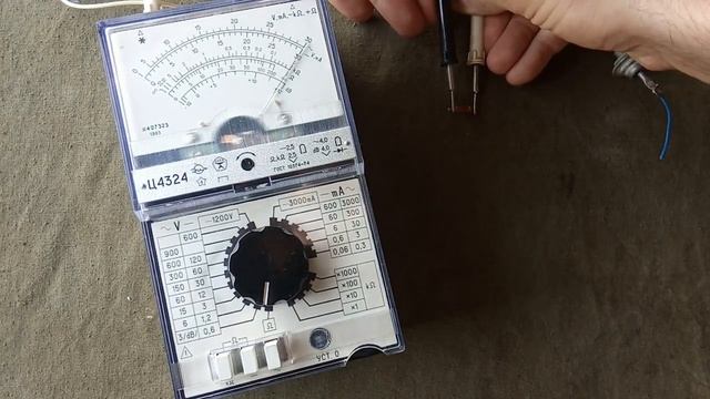 Ц4324. КОМБИНИРОВАННЫЙ ПРИБОР (ТЕСТЕР). ПОЛНАЯ ВИДЕОИНСТРУКЦИЯ. СРАВНЕНИЕ ИЗМЕРЕНИЙ С МУЛЬТИМЕТРОМ смотреть онлайн