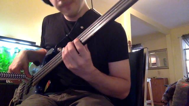 Yo Si Como Candela Bass Cover смотреть онлайн