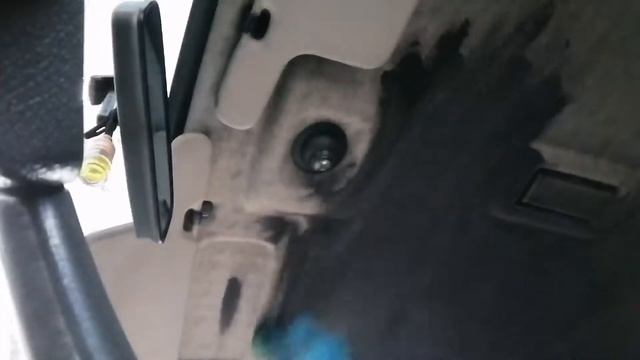 Чёрный потолок в ВАЗ за 85 РУБЛЕЙ, не снимая / очередной колхоз СВОИМИ РУКАМИ / Как? Чем? смотреть онлайн