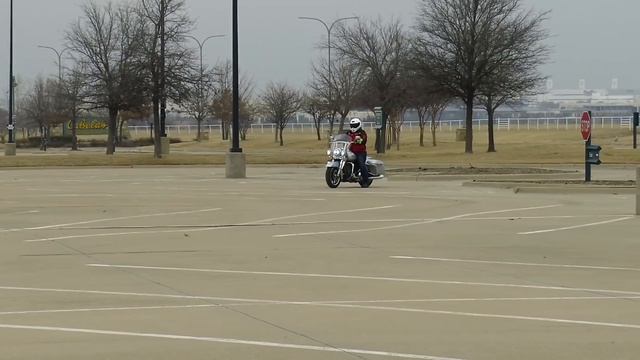 How to start and stop a motorcycle with control смотреть онлайн
