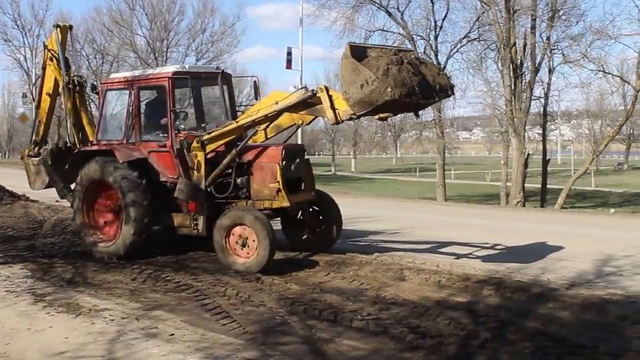 Котово. Дорожники взялись за обочины в городе! Новости Жирновска - форум ЖИРАФ смотреть онлайн
