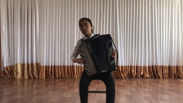 И.Кригер "Менуэт" орындайтын Мырзабек Арайлым смотреть онлайн