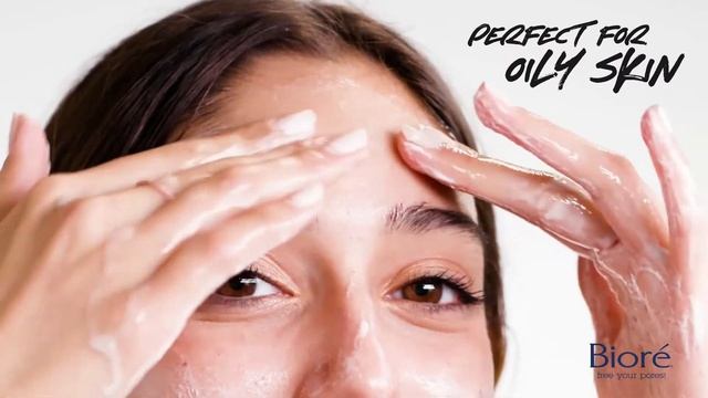 Bioré Deep Pore Charcoal Cleanser for Oily Skin смотреть онлайн