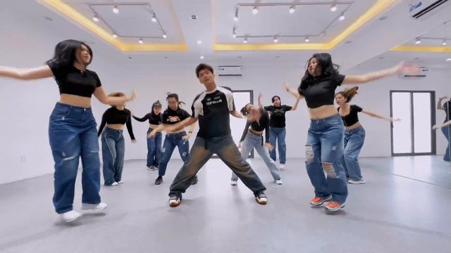 “2ne1 Mash up” for Baby Monster || Dance Cover || LeeJung Choreography смотреть онлайн