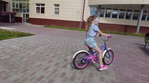 Как научить ребёнка кататься на двухколесном велосипеде за 1 час