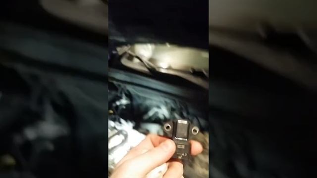 Не едет Hyundai Santa Fe 2.2 турбодизель мигает чек замена датчика давления смотреть онлайн