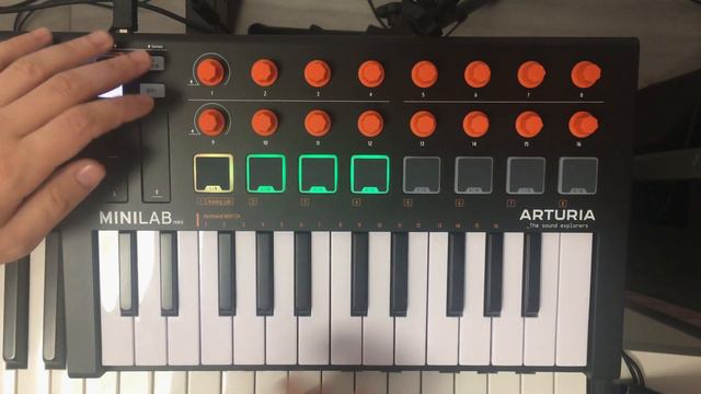 2Pac - Changes | Live Cover and Tutorial with the Arturia Minilab Mk2 смотреть онлайн