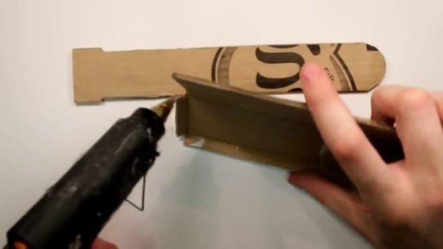 Как сделать клинок из игры Assassin’s Creed из картона смотреть онлайн