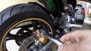Hornet ABS com Motul DOT 5.1 procedimento correto de troca do fluido de freio