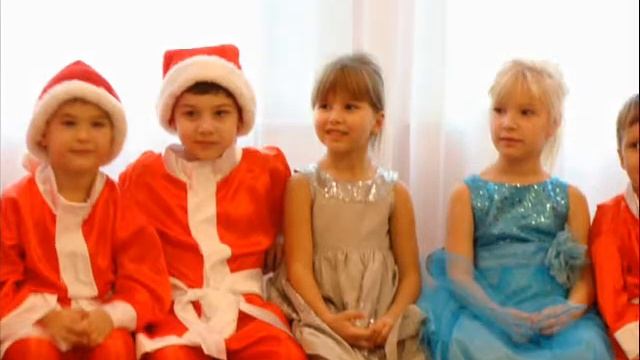 НОВОГОДНИЕ ЧУДЕСА 2013 0001 смотреть онлайн