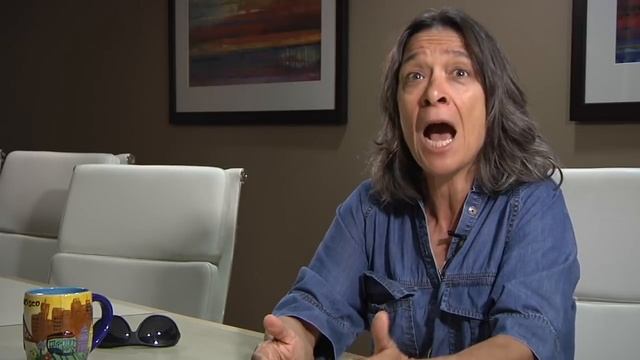 Ronda Rousey's Mom Goes OFF on Ronda's Coach смотреть онлайн