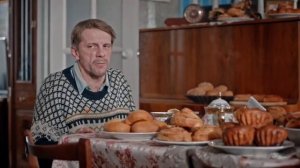 Девочка хочет соблазнить  отчима!