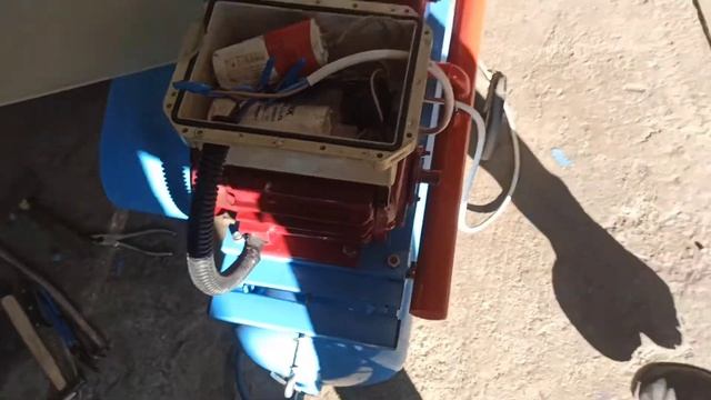 СХЕМА ПОДКЛЮЧЕНИЯ компрессора с трехфазным электродвигателем от сети 220в.