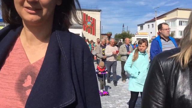 Наталья ДИКУСАРОВА. Открытие площади "Победы" в Чуне, построенной в рамках проекта партии ЕР. смотреть онлайн