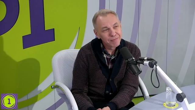 «Полёты во сне и наяву с Нармин!». Гость -  лидер группы «Ва-БанкЪ» Александр Ф. Скляр.