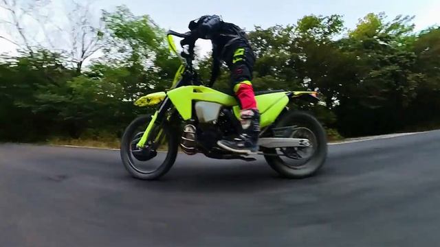 Leaperkim Patton, прогулки выходного дня в Геленджике смотреть онлайн