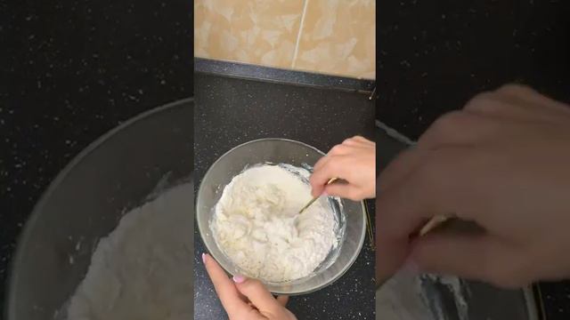 Творожные пончики