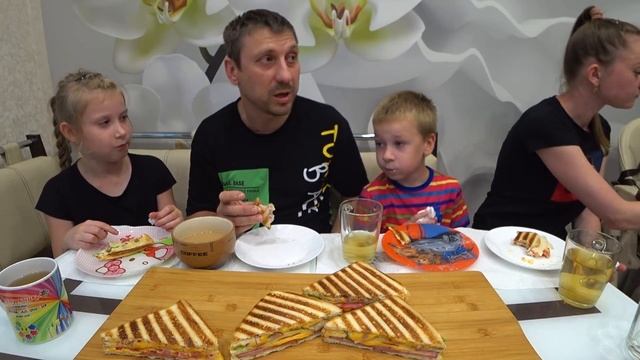 МУКБАНГ КЛАБ СЭНДВИЧ ?С БЕКОНОМ И ВЕТЧИНОЙ | MUKBANG CLUB SANDWICH смотреть онлайн