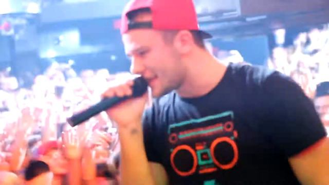 Макс Корж @Metro Club смотреть онлайн