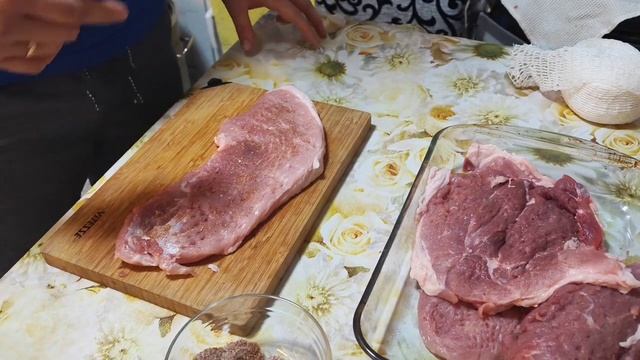 Мясной рулет горячего копчения #рецепт #оченьвкусно #горячеекопчение смотреть онлайн