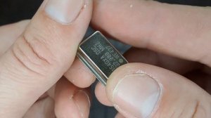 Кварцевый резонатор или может быть фильтр богатый на содержание драгоценных металлов.