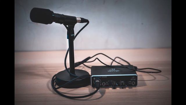 Behringer UMC22 : avis et test смотреть онлайн